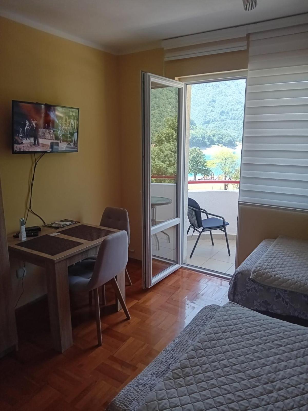 Studio Apartman D&S Plužine Eksteriør billede